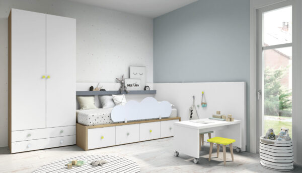 Dormitorio infantil con cama con cajones,armario y zona de estudio combinado en blanco,madera y azul