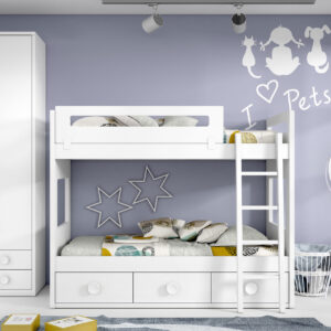 Dormitorio infantil con una litera lacada en blanco con cuatro cajones y dos camas y un armario de 2 puertas