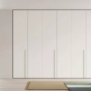 armario-ocho-puertas-batientes-blanco