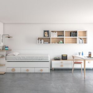 Habitación juvenil combinada en blanco con tiradores de madera,modulos de cajones,mesa de estudio a medida y estantería colgada