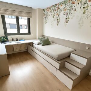 Dormitorio juvenil con capacidad de cajones y zona de estudio