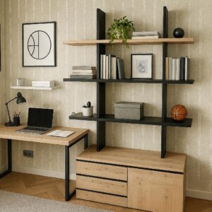 Zona de estudio a medida con estantería